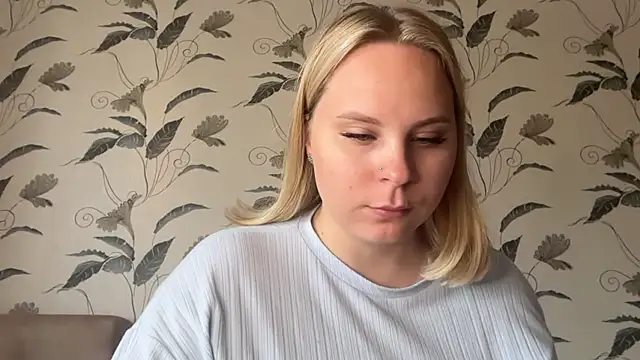 Thalia  Star online show from 09/26/25, 10:22