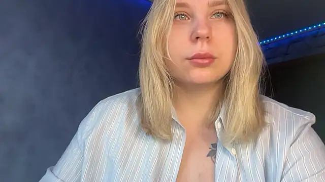 Thalia  Star online show from 12/19/25, 09:00