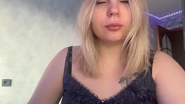 Thalia  Star online show from 01/14/26, 09:13