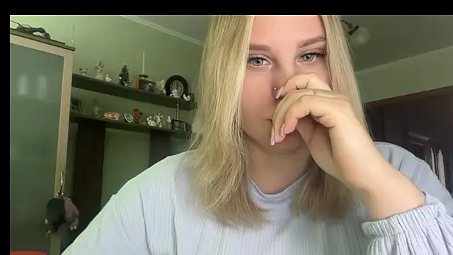 Thalia  Star online show from 04/04/26, 10:00