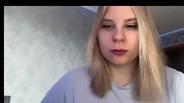 Thalia  Star online show from 04/10/26, 08:54