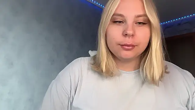 Thalia  Star online show from 10/06/25, 11:11