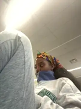 choclatepeaach online show from 12/19/25, 11:18