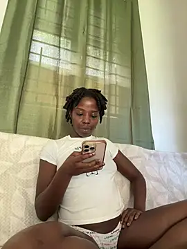 choclatepeaach online show from 02/11/26, 01:00