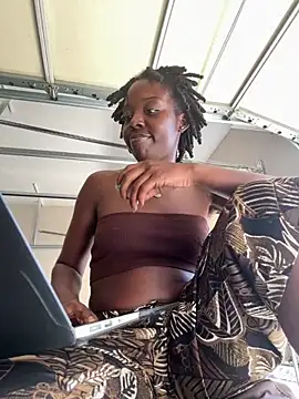 choclatepeaach online show from 03/04/26, 08:16