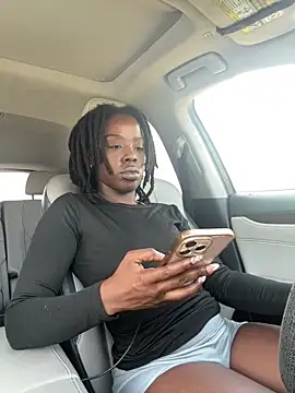 choclatepeaach online show from 04/13/26, 05:50