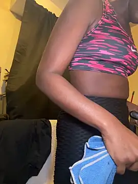 Snapshot of choclatepeaach chatting on 01/15/25, 07:44 choclatepeaach online show from 01/15/25, 07:44