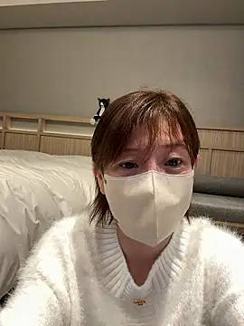 Risa 06 online show from 03/25/26, 12:37