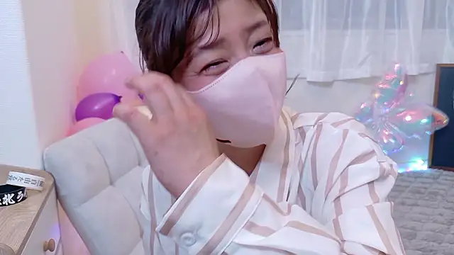Snapshot of Risa_06 chatting on 06/04/26, 12:54 Risa 06 online show from 06/04/26, 12:54