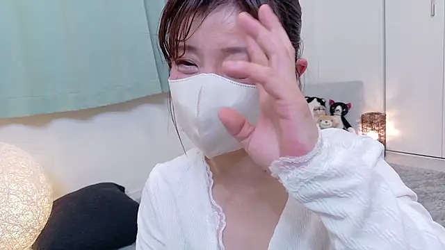 Snapshot of Risa_06 chatting on 06/09/26, 12:28 Risa 06 online show from 06/09/26, 12:28