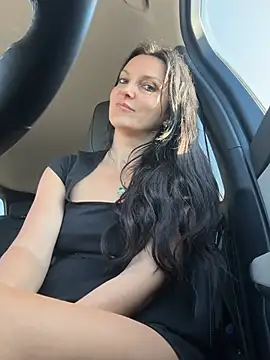 Snapshot of -OLYA- chatting on 04/21/26, 06:09 -OLYA- online show from 04/21/26, 06:09