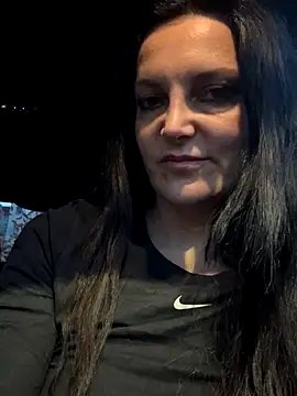 -OLYA- online show from 12/17/25, 07:02