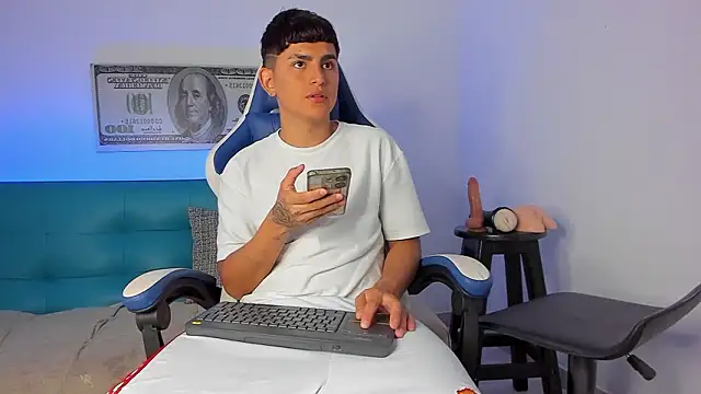 Lyam ap online show from 03/22/26, 09:38