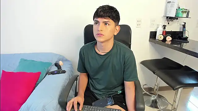 Lyam ap online show from 02/20/25, 03:19