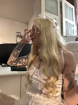 babydolll online show from 10/31/25, 04:14