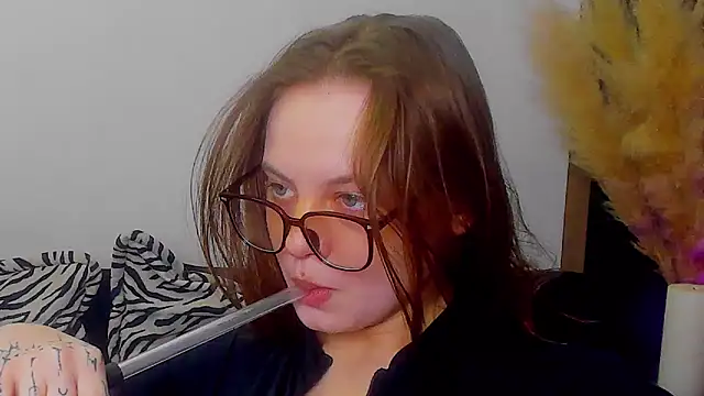 Snapshot of rora_skyline chatting on 02/26/26, 05:13 rora skyline online show from 02/26/26, 05:13