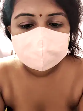 Snapshot of Dr_Chhaya chatting on 06/18/26, 09:14 Dr Chhaya online show from 06/18/26, 09:14