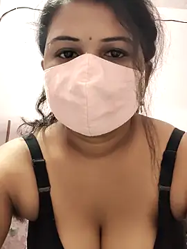 Snapshot of Dr_Chhaya chatting on 06/15/26, 09:53 Dr Chhaya online show from 06/15/26, 09:53