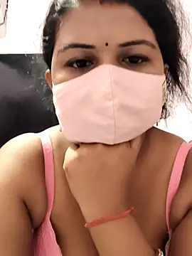 Snapshot of Dr_Chhaya chatting on 06/19/26, 10:43 Dr Chhaya online show from 06/19/26, 10:43