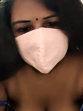 Snapshot of Dr_Chhaya chatting on 06/17/26, 06:18 Dr Chhaya online show from 06/17/26, 06:18