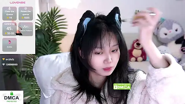 Snapshot of Sheep-1 chatting on 02/06/25, 11:31 Sheep-1 online show from 02/06/25, 11:31