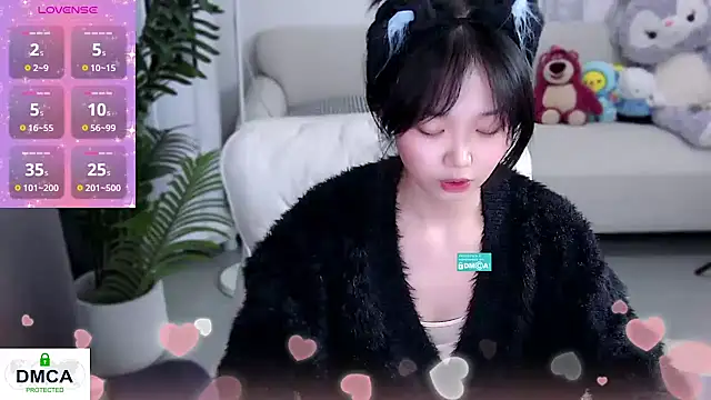 Snapshot of Sheep-1 chatting on 03/22/25, 11:11 Sheep-1 online show from 03/22/25, 11:11
