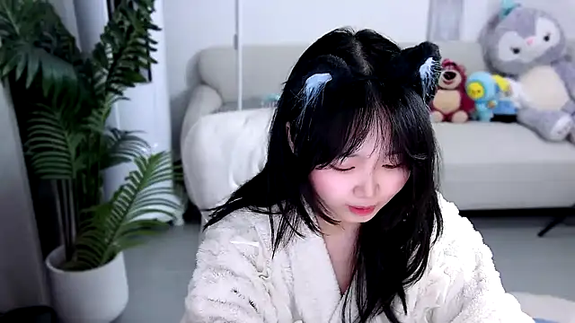 Snapshot of Sheep-1 chatting on 03/08/25, 11:27 Sheep-1 online show from 03/08/25, 11:27