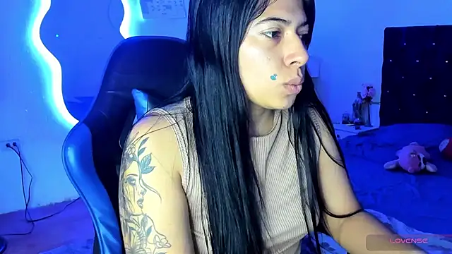 Caro kitty- online show from 12/17/25, 02:33