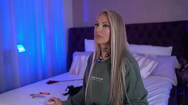 Snapshot of MazeSin chatting on 02/16/26, 05:11 MazeSin online show from 02/16/26, 05:11