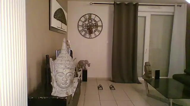 Snapshot of ApollonFit_x69 chatting on 03/01/25, 01:43 ApollonFit x69 online show from 03/01/25, 01:43