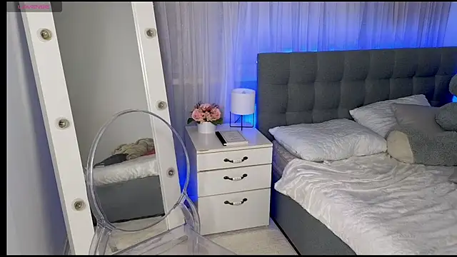 CooperAllana online show from 12/02/25, 08:16