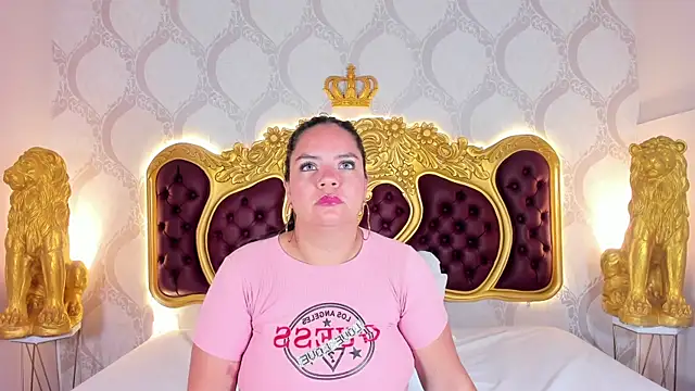 KendralHolson online show from 11/09/25, 04:27