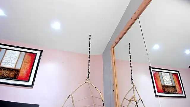 ebbafernandez  online show from 05/18/26, 11:59