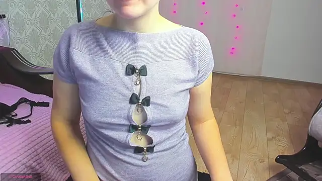Miss Elsa  online show from 03/12/25, 12:26