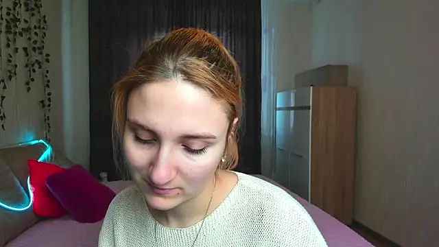 Miss Elsa  online show from 02/18/25, 03:21