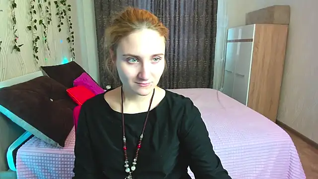 Miss Elsa  online show from 02/17/25, 02:42