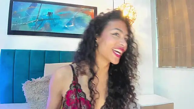 AntonellaHall  online show from 03/04/25, 12:01