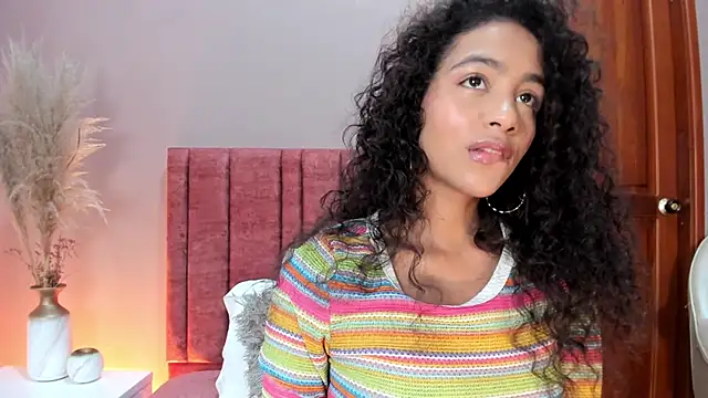 AntonellaHall  online show from 03/12/26, 07:29