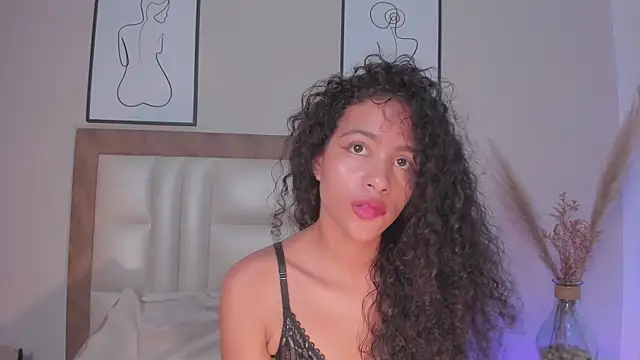 AntonellaHall  online show from 10/11/25, 12:33