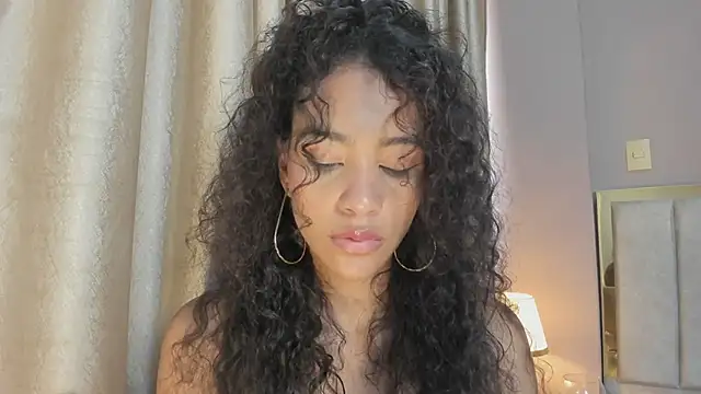 AntonellaHall  online show from 03/13/26, 07:19