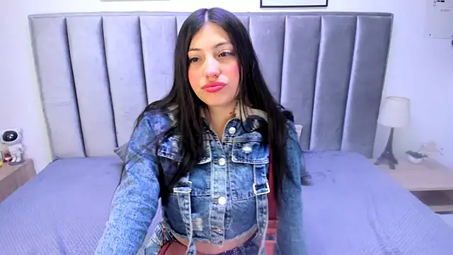 Emmy-Turnner online show from 12/16/25, 12:09