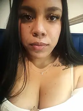 Laiia Page online show from 05/21/26, 12:24
