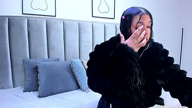 Snapshot of Laiia_Page chatting on 10/29/25, 11:53 Laiia Page online show from 10/29/25, 11:53