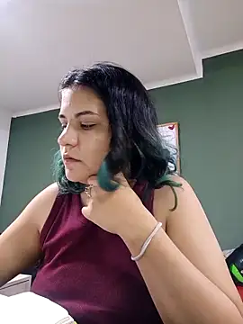 gigiqueen 18 online show from 03/19/26, 02:39