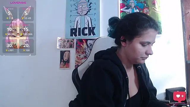 gigiqueen 18 online show from 04/28/26, 01:04