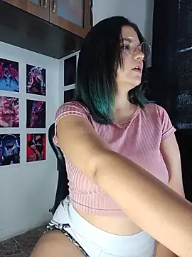 gigiqueen 18 online show from 06/09/26, 03:35