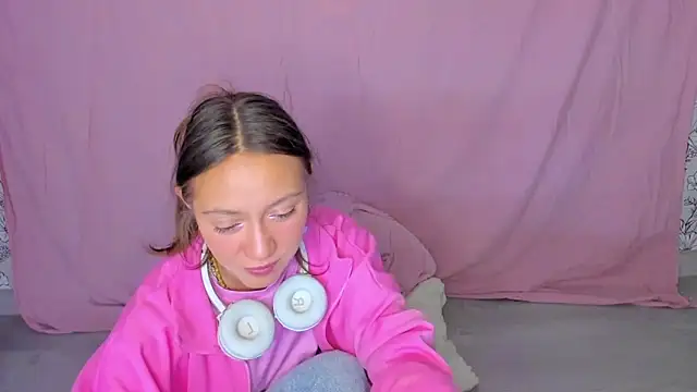 EllaSky xoxo online show from 10/16/25, 07:22