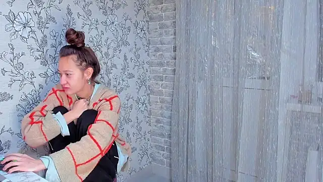 EllaSky xoxo online show from 12/02/25, 11:17