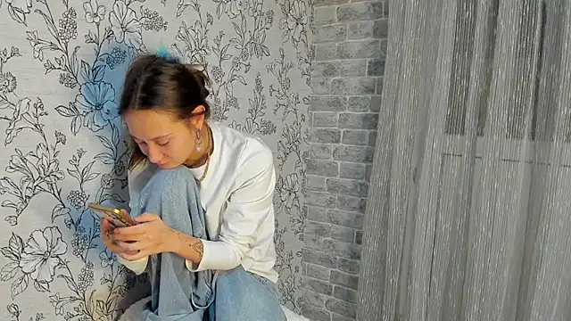 EllaSky xoxo online show from 11/02/25, 09:53