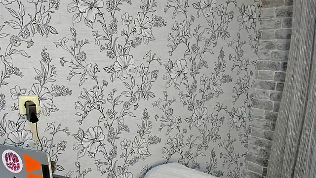 EllaSky xoxo online show from 10/30/25, 07:33